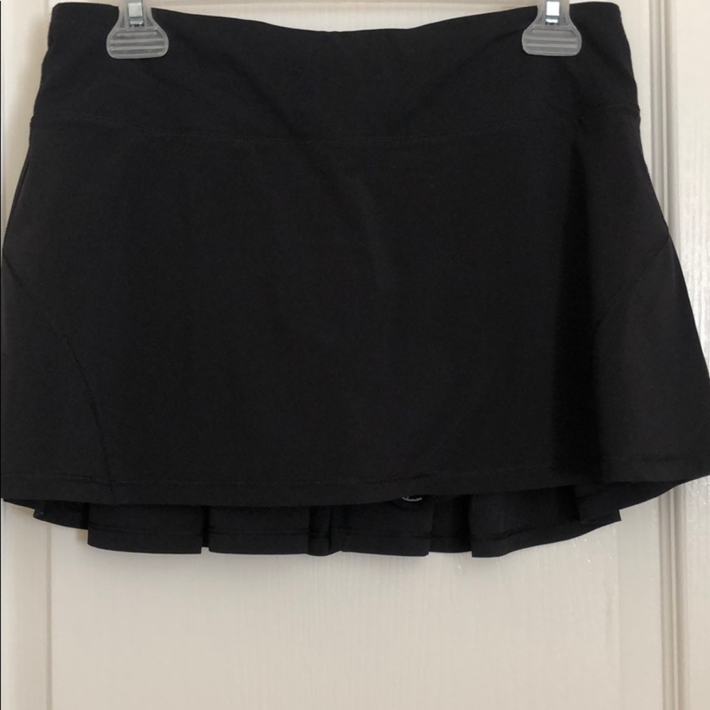 Lululemon running skirt size 6